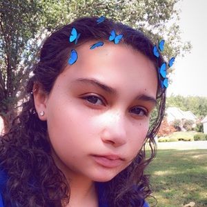 Meet your Posher, Olivia